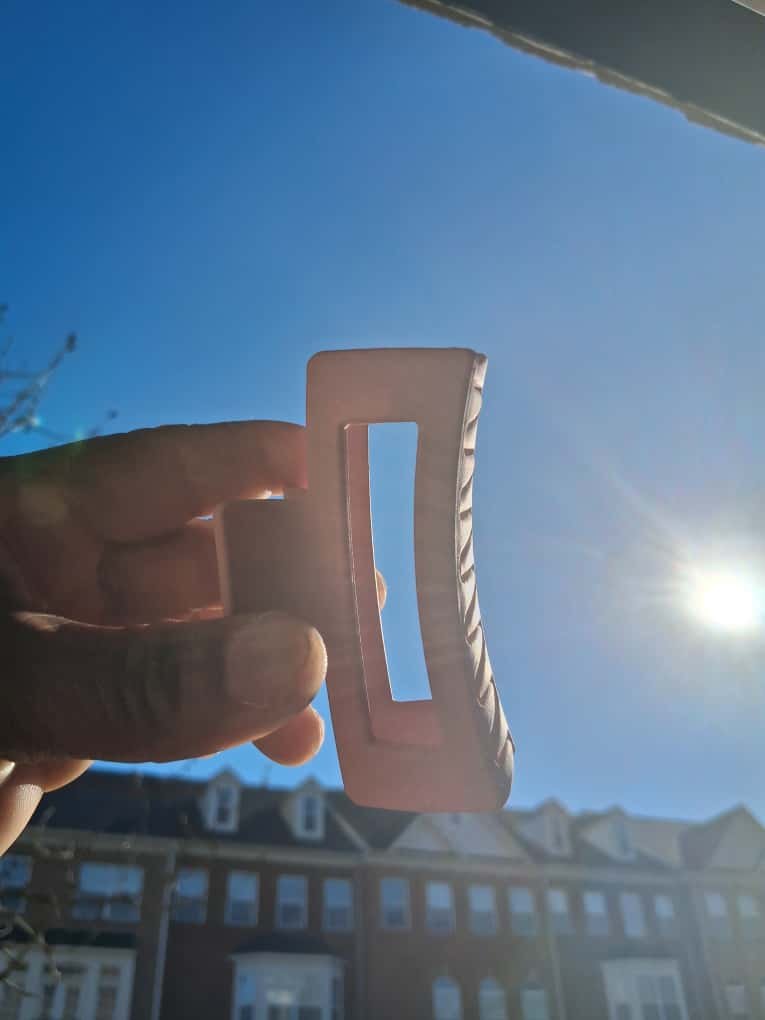 Pair of Modern Matte Claw Clips - Image 2