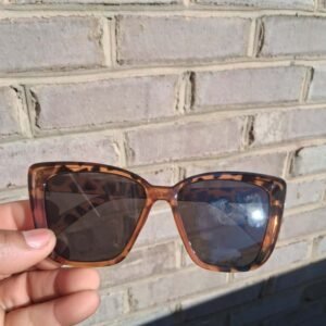 Leopard Chic Cateye Frames